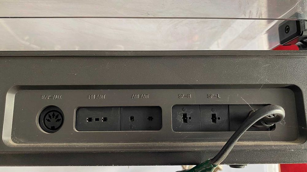 Combina muzicala SANYO GXT 4513UM