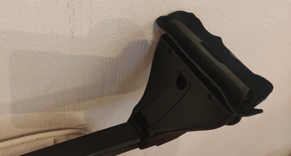 Багажник, греди Thule за Opel ASTRA G и Mitsubishi KARISMA