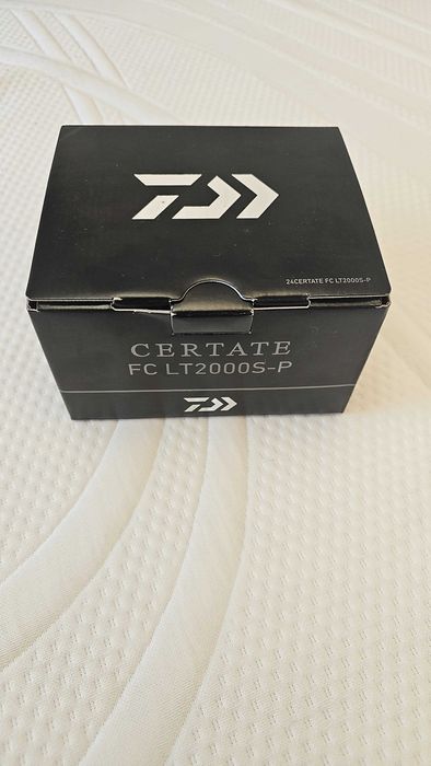 Vând Daiwa 24 Certate FC LT2000S-P – Ca Nouă (O singură ieșire)