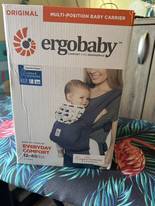 Marsupiu ergobaby