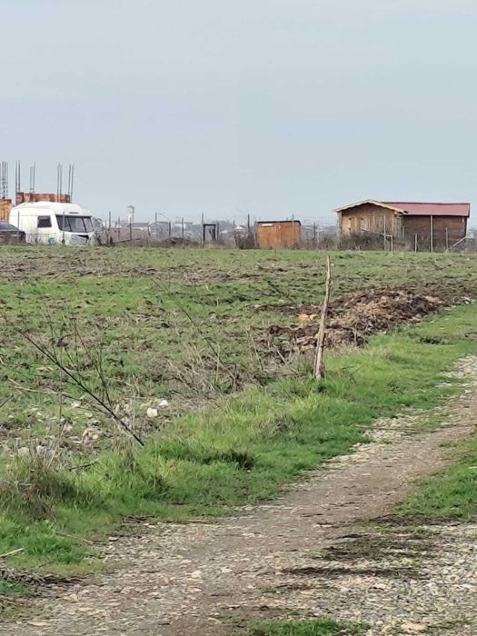 Loturi de 500 mp. teren intravilan pentru constructii P+1