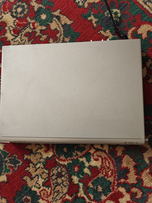 Продам  DVD Philips