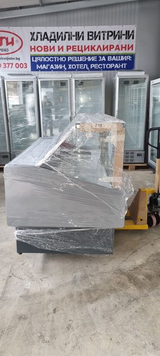 Хладилна витрина НОВА.