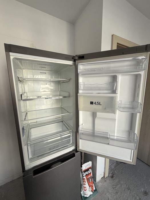 Combină frigorifică Samsung RB33J3830SA