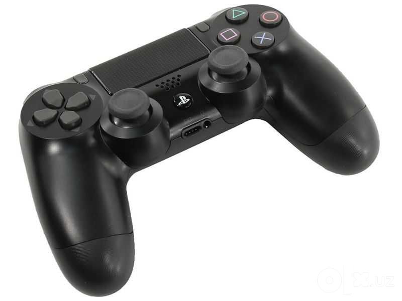 PlayStation 4 pro 1TB,oyinlari bilan 1 original geympad+1 geymad