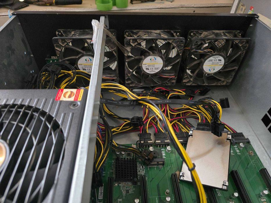 GPU Mining / Server машина – 6× GPU слота, 1650W, SSD, 2×LAN