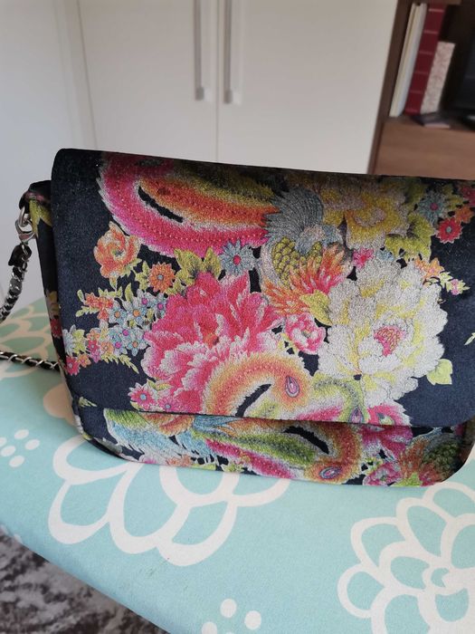 Дамска шикозна чанта