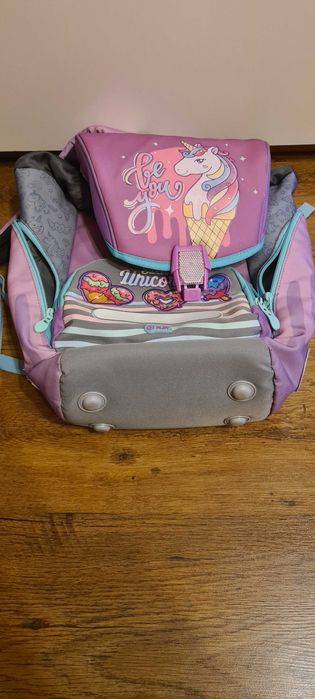 Детска ергономична раница.