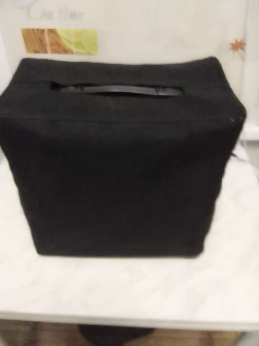 Продам комбик CUBE 20 GX