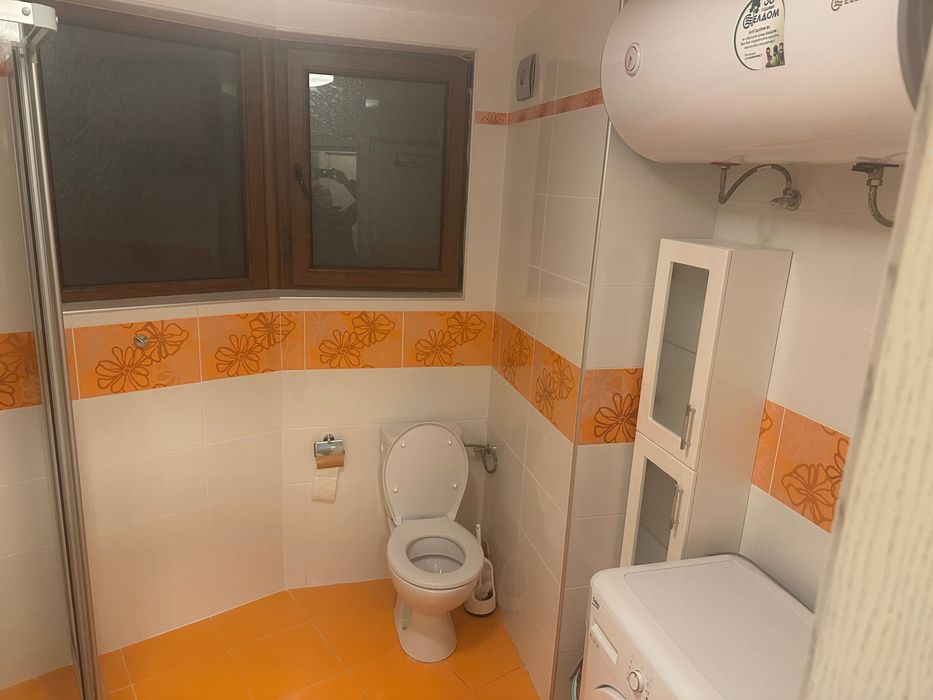 Дава се под наем Тристаен апартамент в Варна, Бриз - 110 кв.м за 102 € - Снимка #6