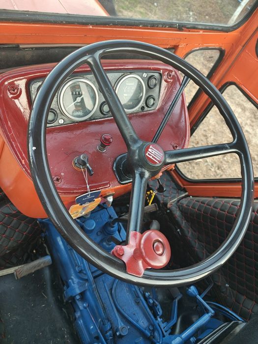 Vând tractor FIAT 45