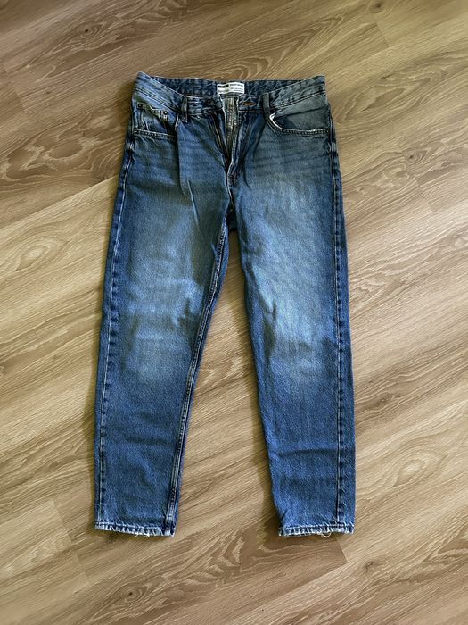 Тъмно сини дънки от Bershka