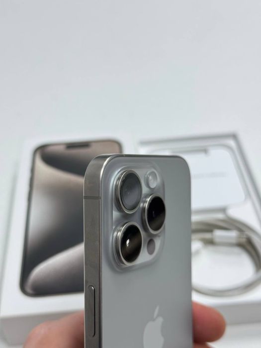 iphone 15 pro в идеальном состояний 88% акб