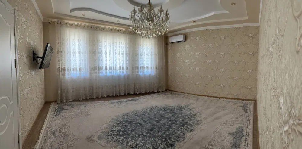 Sotiladi Дом Участок Яккасарай Махаля 2,7 сотки 2 этажа Ор-р Мечеть