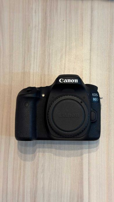 Фотоапарат CANON EOS 80D