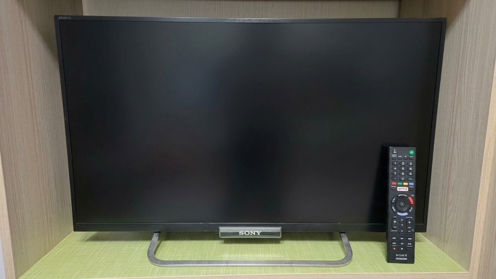 Sony Bravia телевизор 32 диагонали