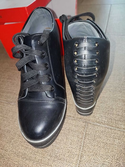 Обувки на платформа