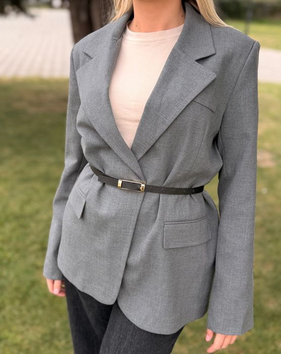 Елегантно сако с колан