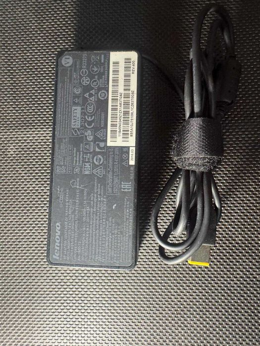 Docking Station Lenovo ThinkPad Universal USB-C Dock 40AY 90W HDMI DisplayPort
