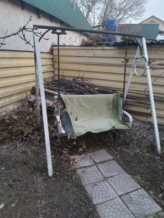 Продам качелю 100000тенге