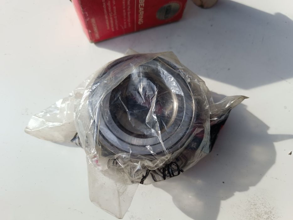 Подшипник ступицы передней Toyota