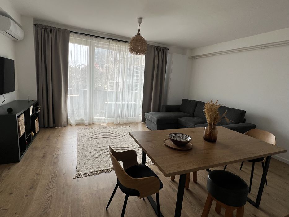 Apartament Hanul cu Peste, loc de parcare si 2 balcoane