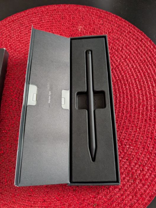 Tableta ePaper reMarkable 2, 10.3", E Ink Carta Monochrome Multi-point