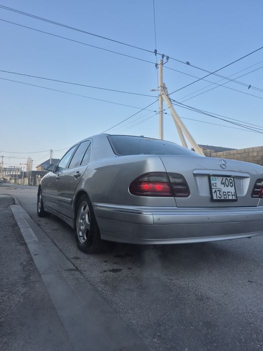 Мерседес w210  е280