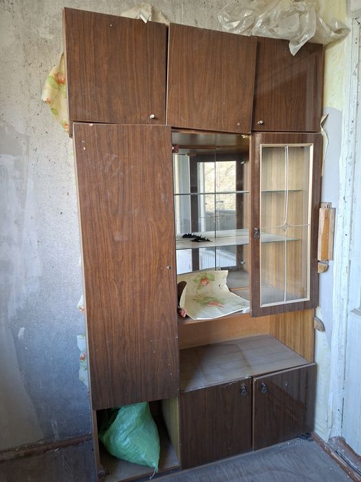 Шкаф, Стенка. Бепул олиб кетишингиз мумкин