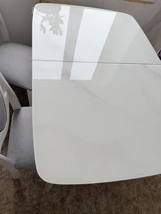 Продается. Кухонный стол.