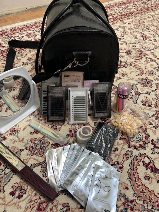 материалы для наращивания ресниц, сумку