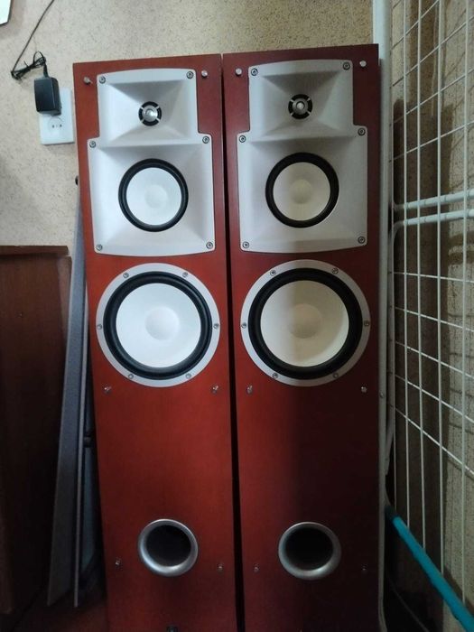 Усилитель YAMAHA 501  Акустика YAMAHA