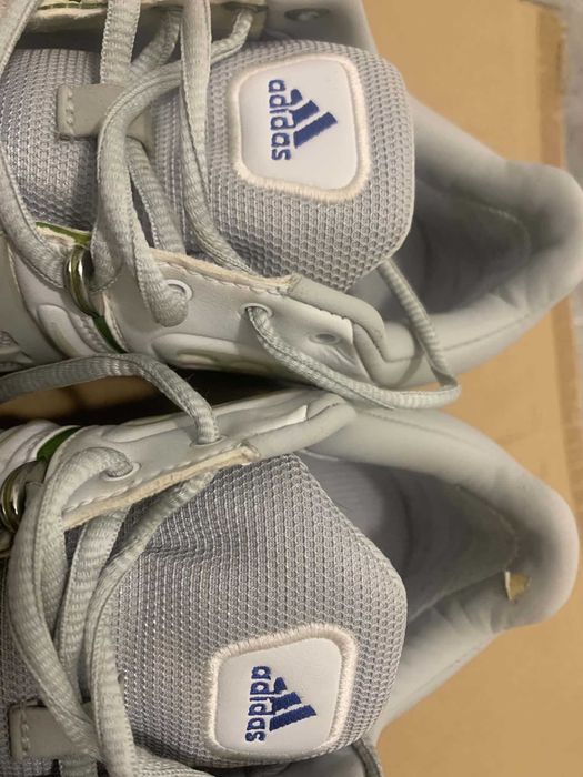 Маратонки ADIDAS 44 номер
