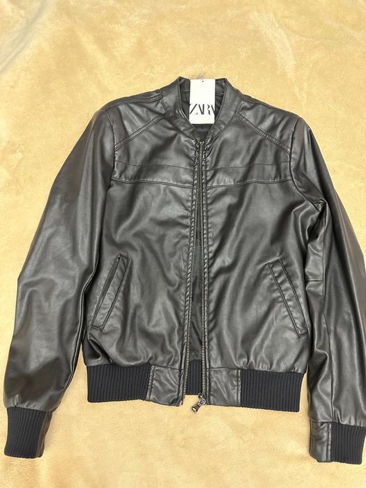 Куртка с капюшоном р44