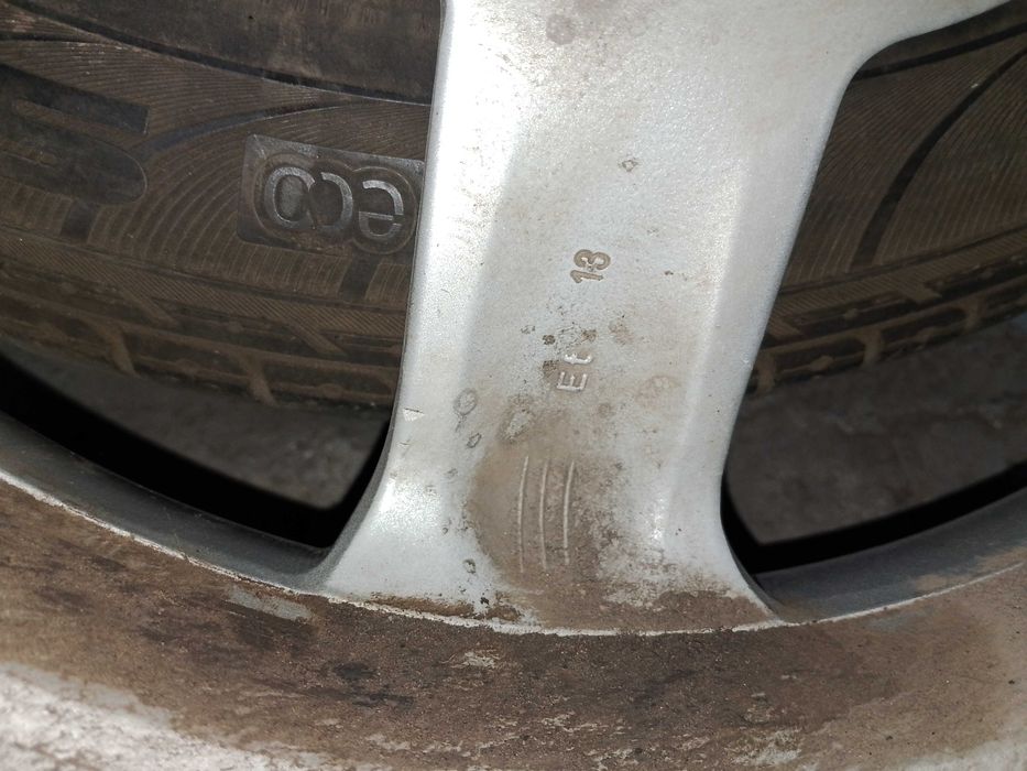 Продам комплект дисков R17/5×114.3