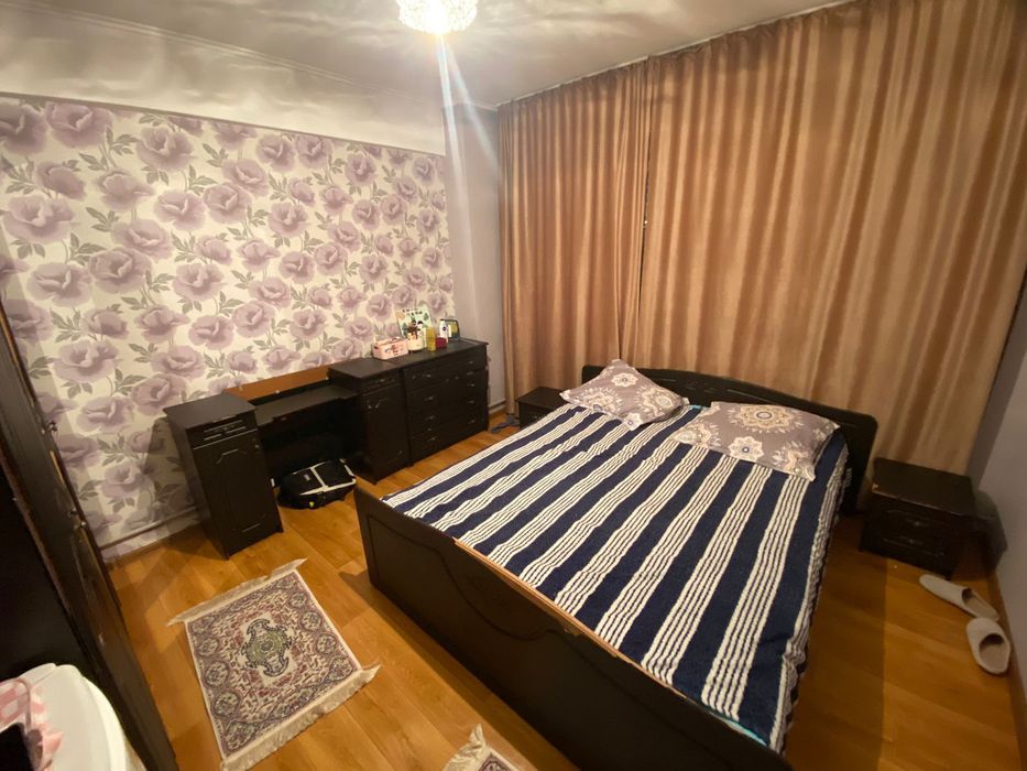 Продам диван и спальный мебель