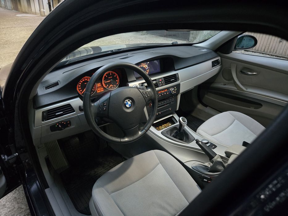 Автомобил BMW  320 Е91