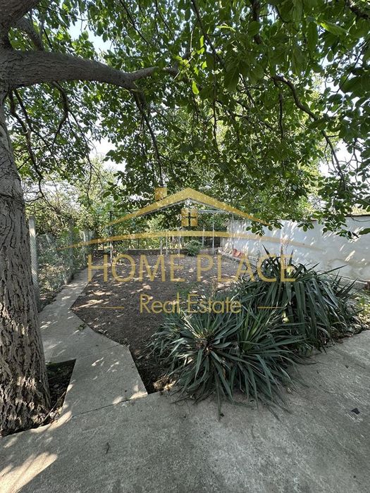 Продава се Къща в с. Страшимирово, Област Варна - 250 кв.м за 834 €/кв.м - Снимка #3