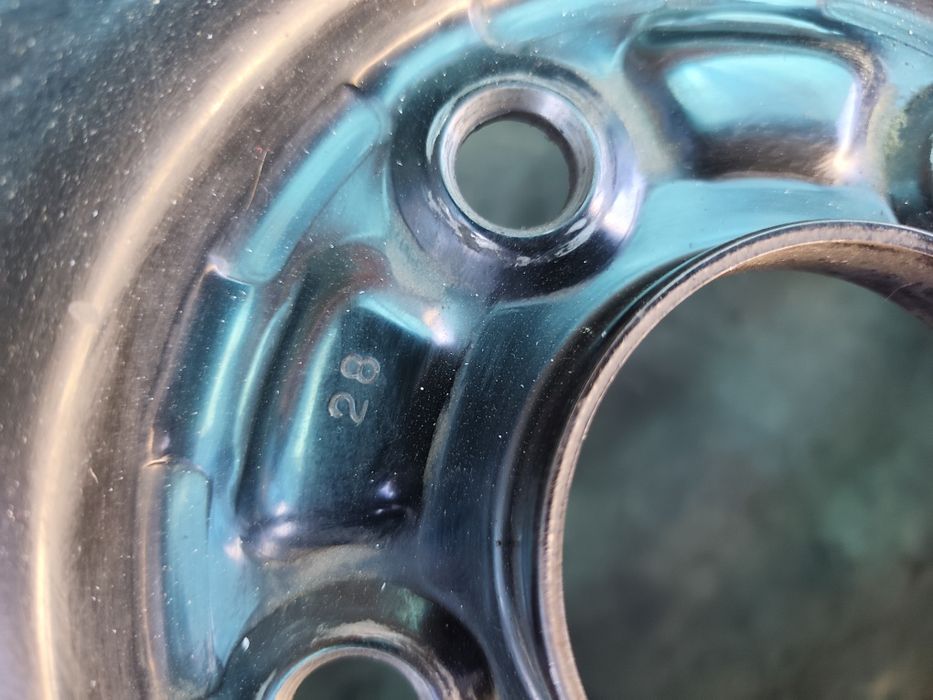 16" оригинални железни джанти за Hyundai/Kia/Mazda...