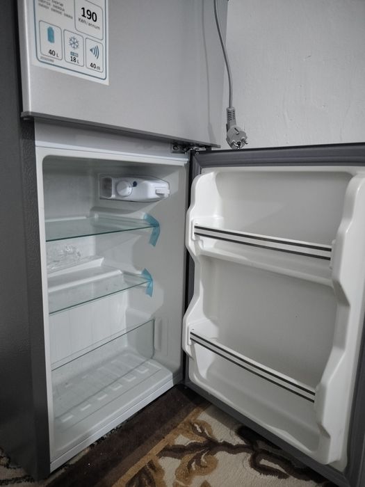 Холодильник новый, срочно