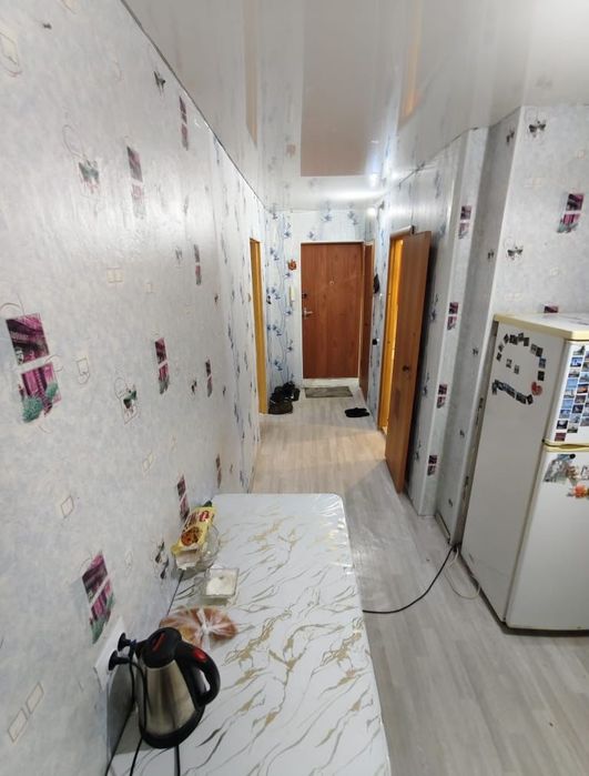 1 ком гостинка в 20 мкр