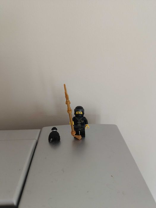 Lego ninjago figurine,arme,masina,spinjitzu Satu Mare • OLX.ro