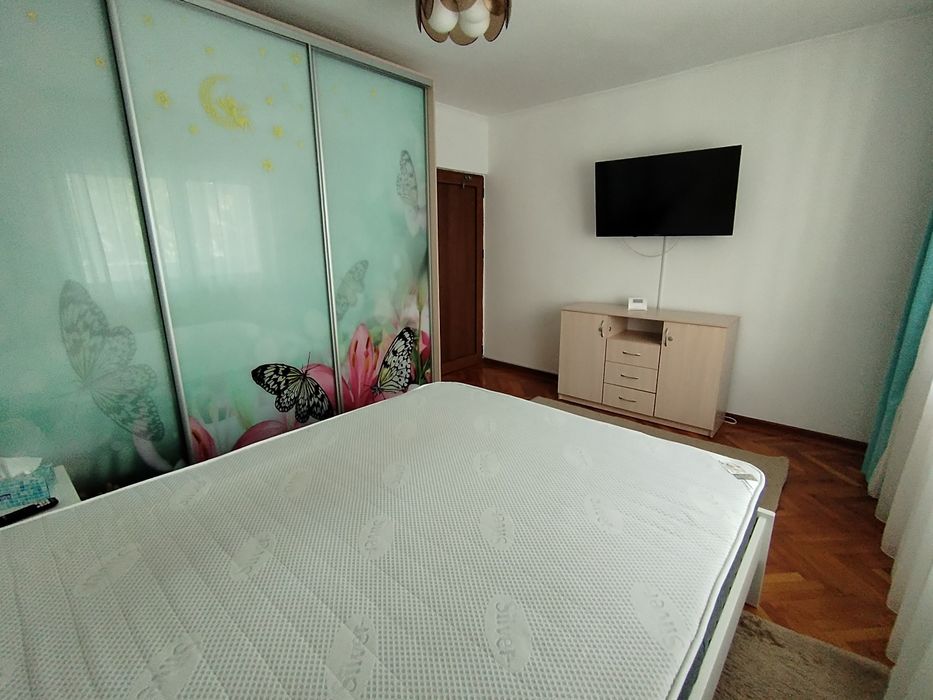 Inchiriez ap 2 camere Gavana 3  vizavi de parc lumina
