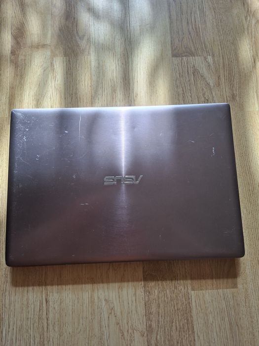 Leptop Asus UX303U
