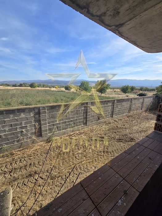 Продава се Къща в с. Йоаким Груево, Област Пловдив - 800 кв.м за 450 €/кв.м - Снимка #5