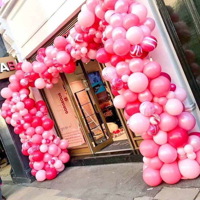 Арки из шаров на открытие/Фотозоны/Баннер/Пресс стена/оформление шарам