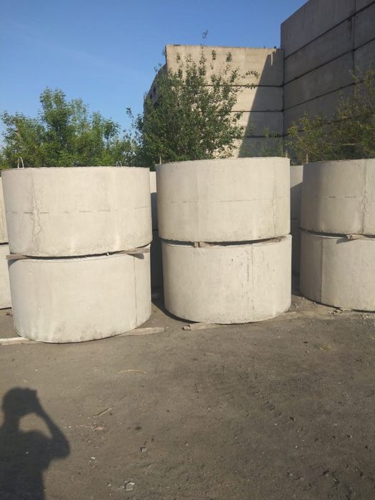 Продам бетонные  кольца