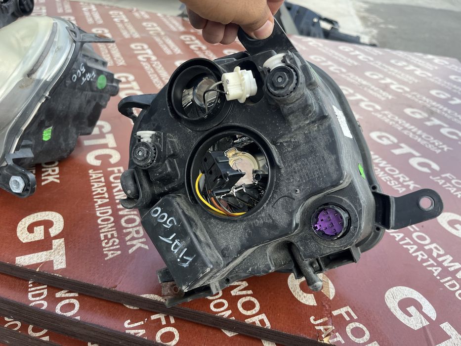 Фар Fiat 500 ляв и десен