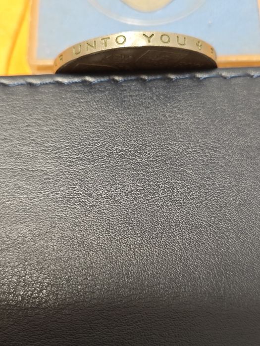 Продавам английски монети