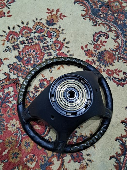 Руль мерседес с деревом